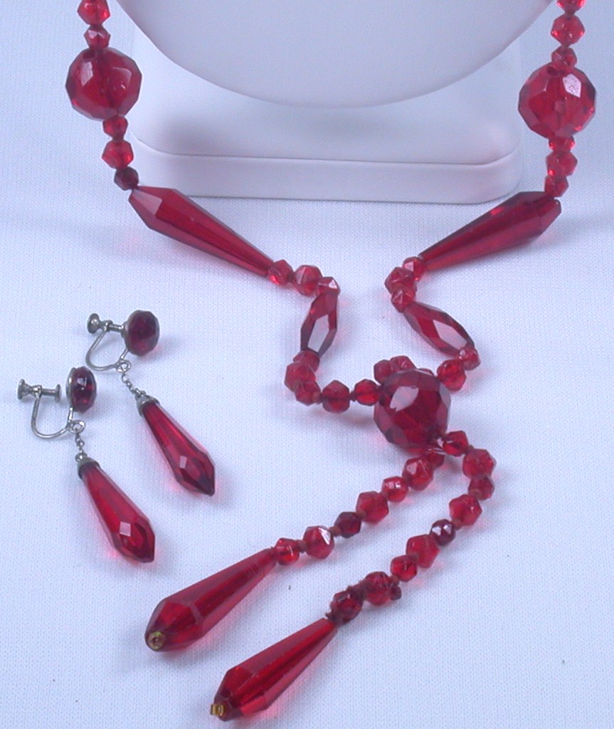 Red Glass Bead Flapper Necklace & Earrings