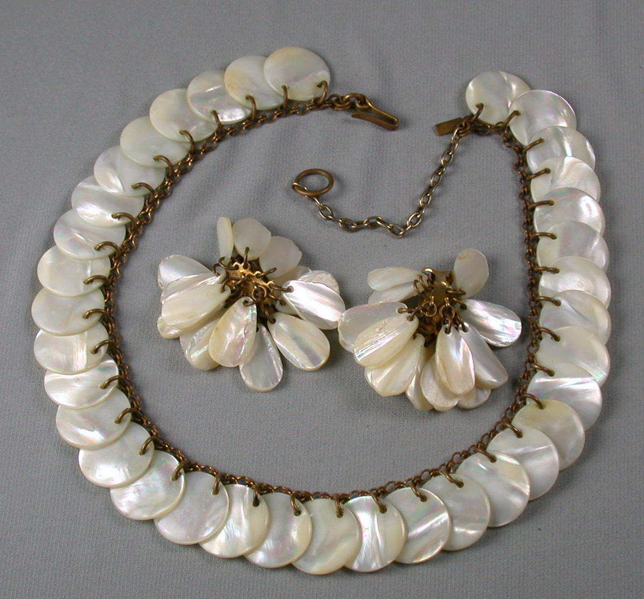 Regina Mother Of Pearl Necklace & Earrings Set