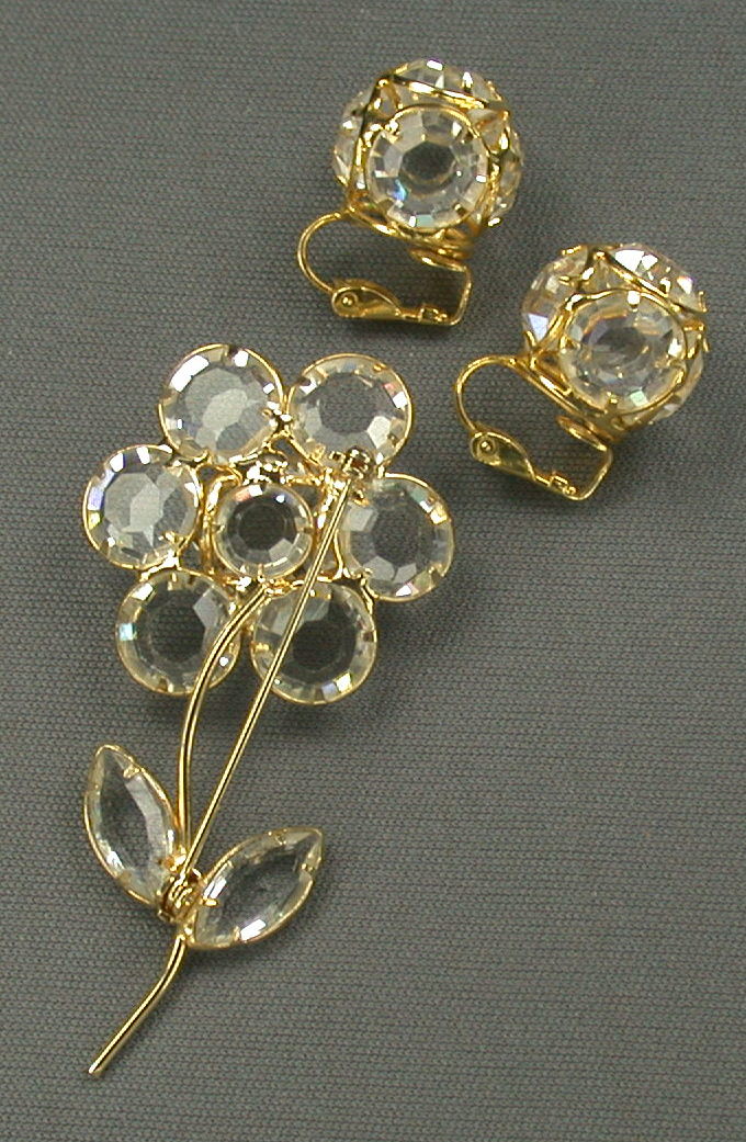 Clear Flower Pin & Earrings Set